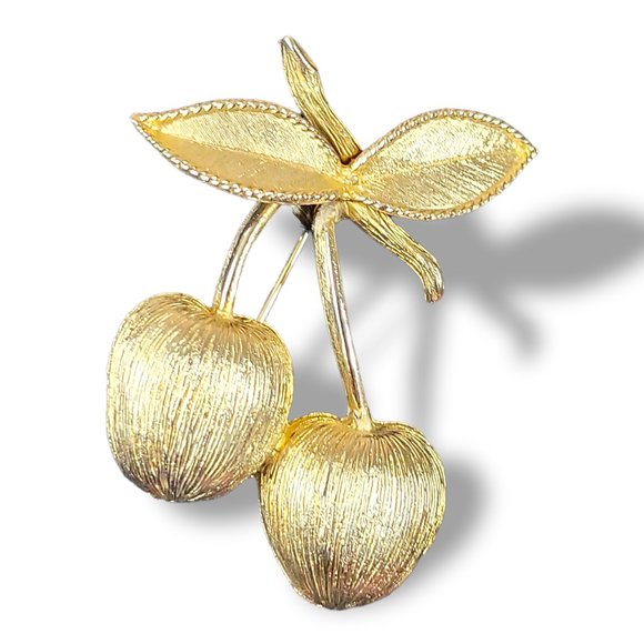 Vintage Brooch Signed Sarah Coventry Gold Tone Cherries - Picture 2 of 8